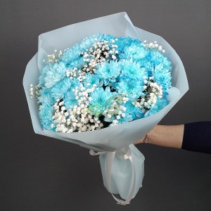 Букет цветов из роз и гвоздик Мгновение