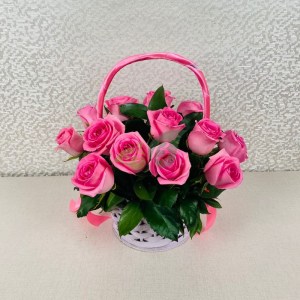 Корзинка роз Изысканность